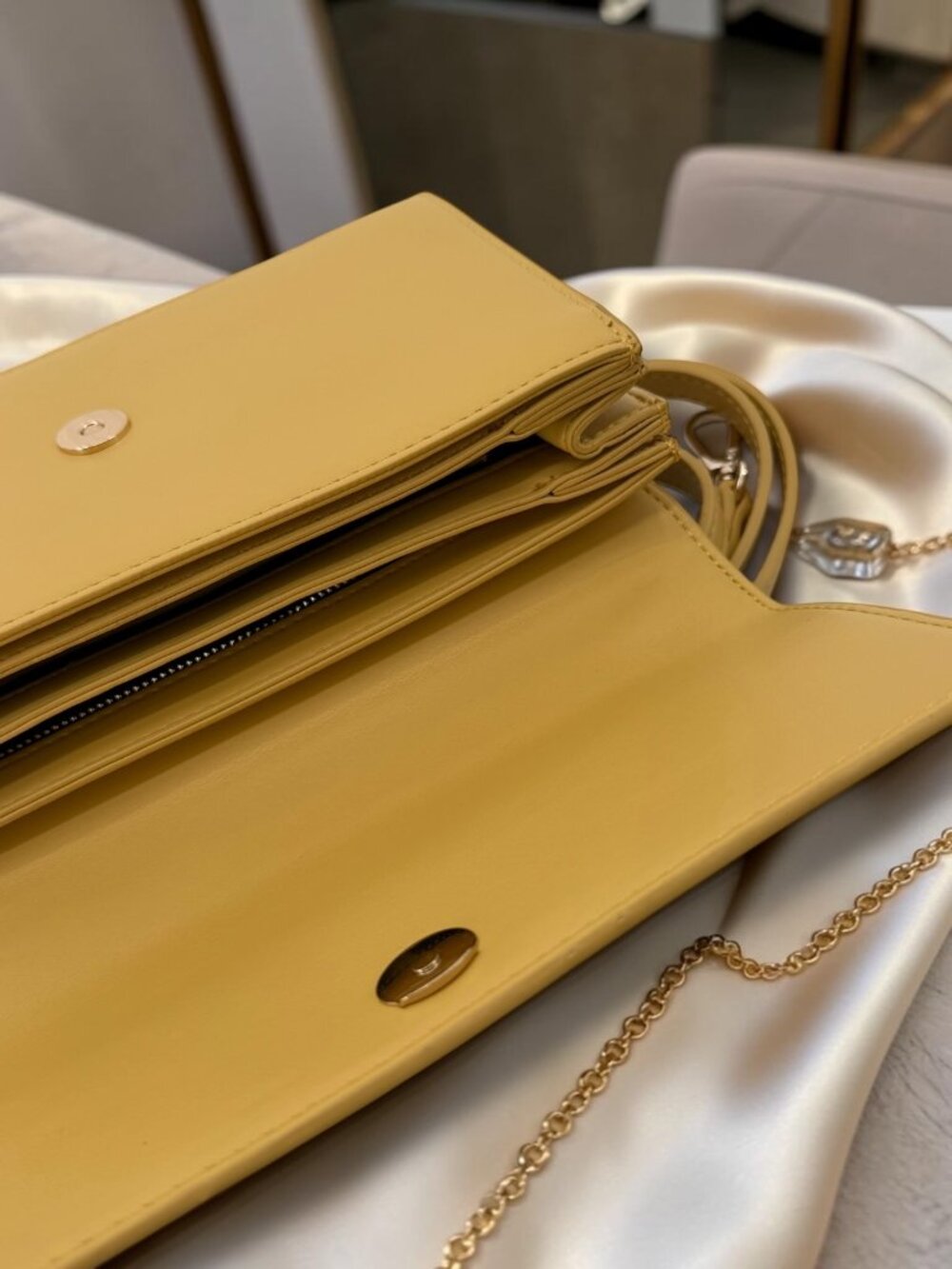 Zara Eggshell Yellow Satchel Bag Crossbody Strap OS - Picture 4 of 4